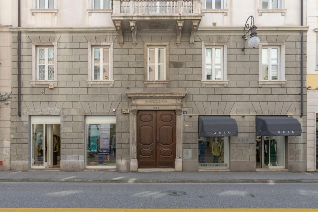 Apartments Trieste Centro I Imbriani 12 Экстерьер фото