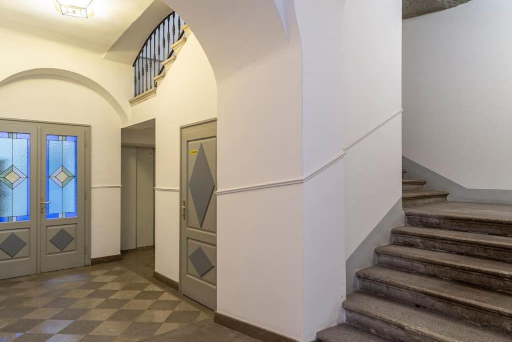 Apartments Trieste Centro I Imbriani 12 Экстерьер фото