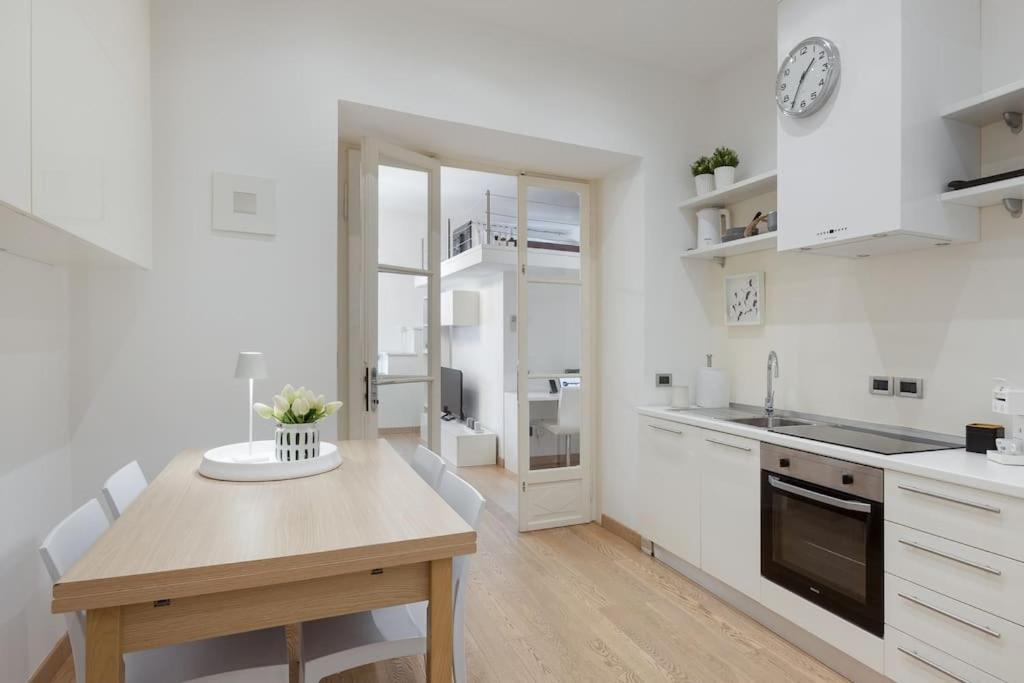 Apartments Trieste Centro I Imbriani 12 Экстерьер фото